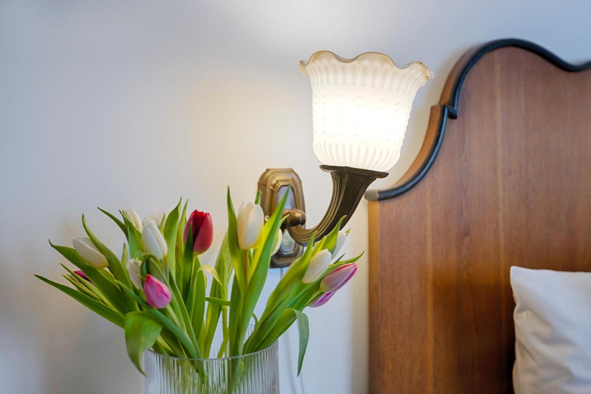 Weinhotel Oechsle & Brix Sommerhausen Dış mekan fotoğraf