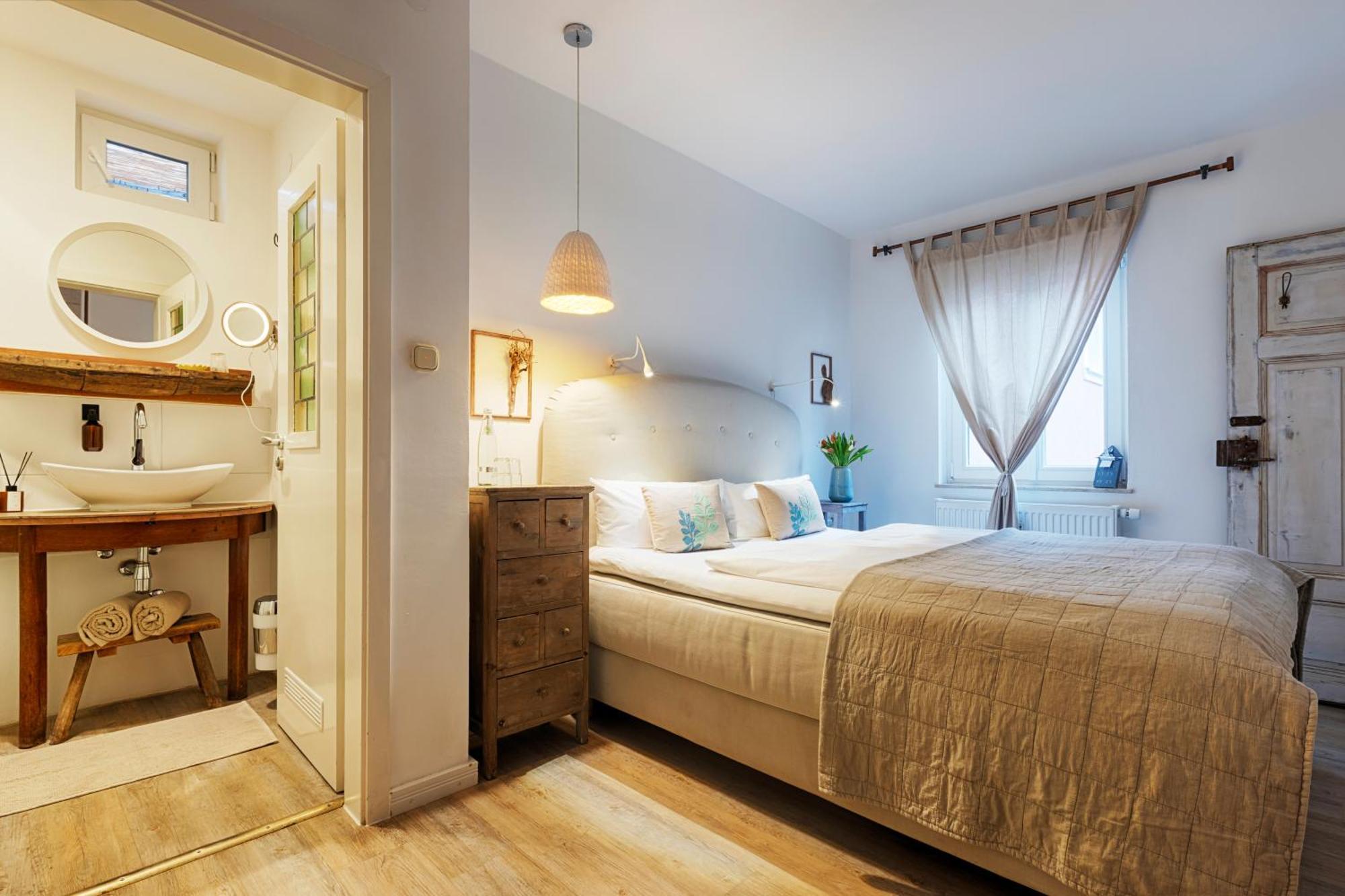 Weinhotel Oechsle & Brix Sommerhausen Dış mekan fotoğraf